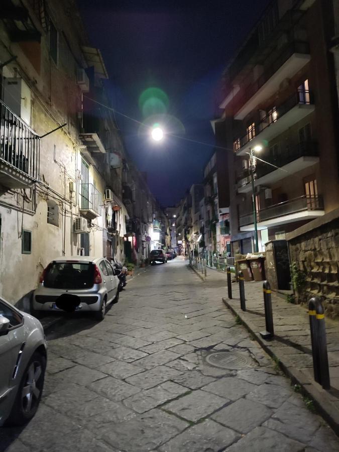 Casetta Al Vomero Appartement *